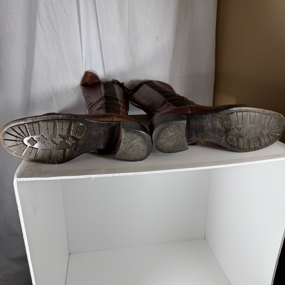 Donald J Pliner Signature Knee High Brown Zip Up Boots Made In Italy Size 8 - Picture 5 of 14